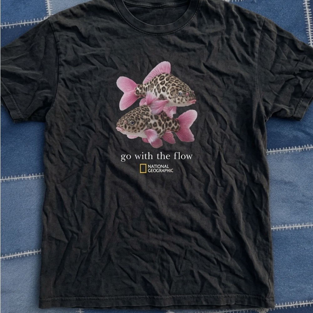 National Geographic Black Tee with Pink-Accent Leopard Fish Graphic